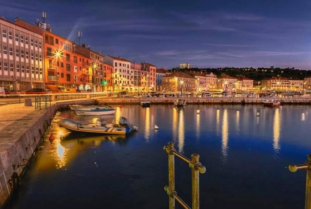 Rougemarin Apartments Senj  Dış mekan fotoğraf
